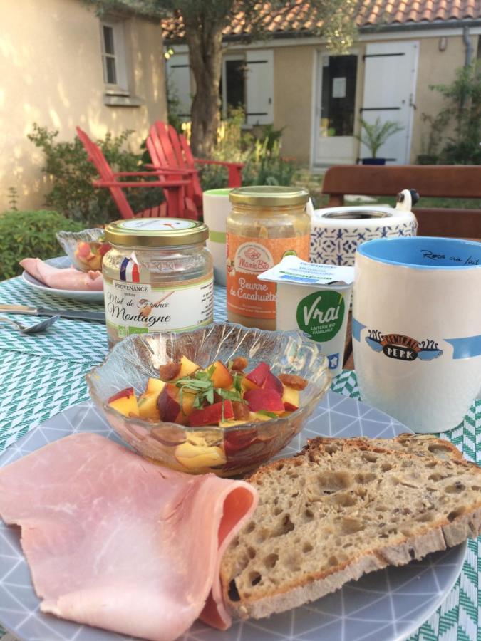 Nuitee Naturopathique La Rochelle  Extérieur photo